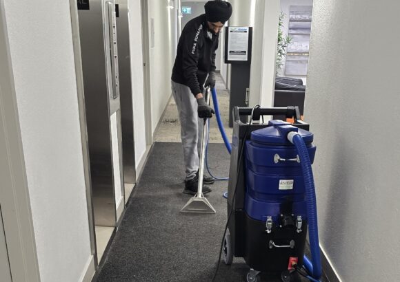 Commercial cleaning 1 Commercial Cleaning main