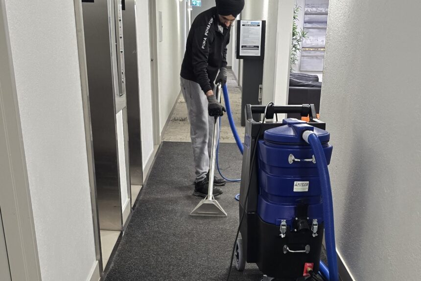 Commercial cleaning 1 Commercial Cleaning main